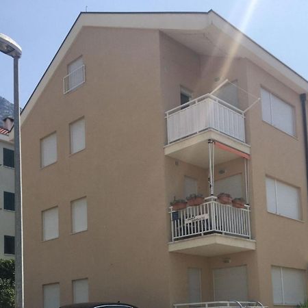 Apartment Zdrave - Free Parking Makarska Kültér fotó