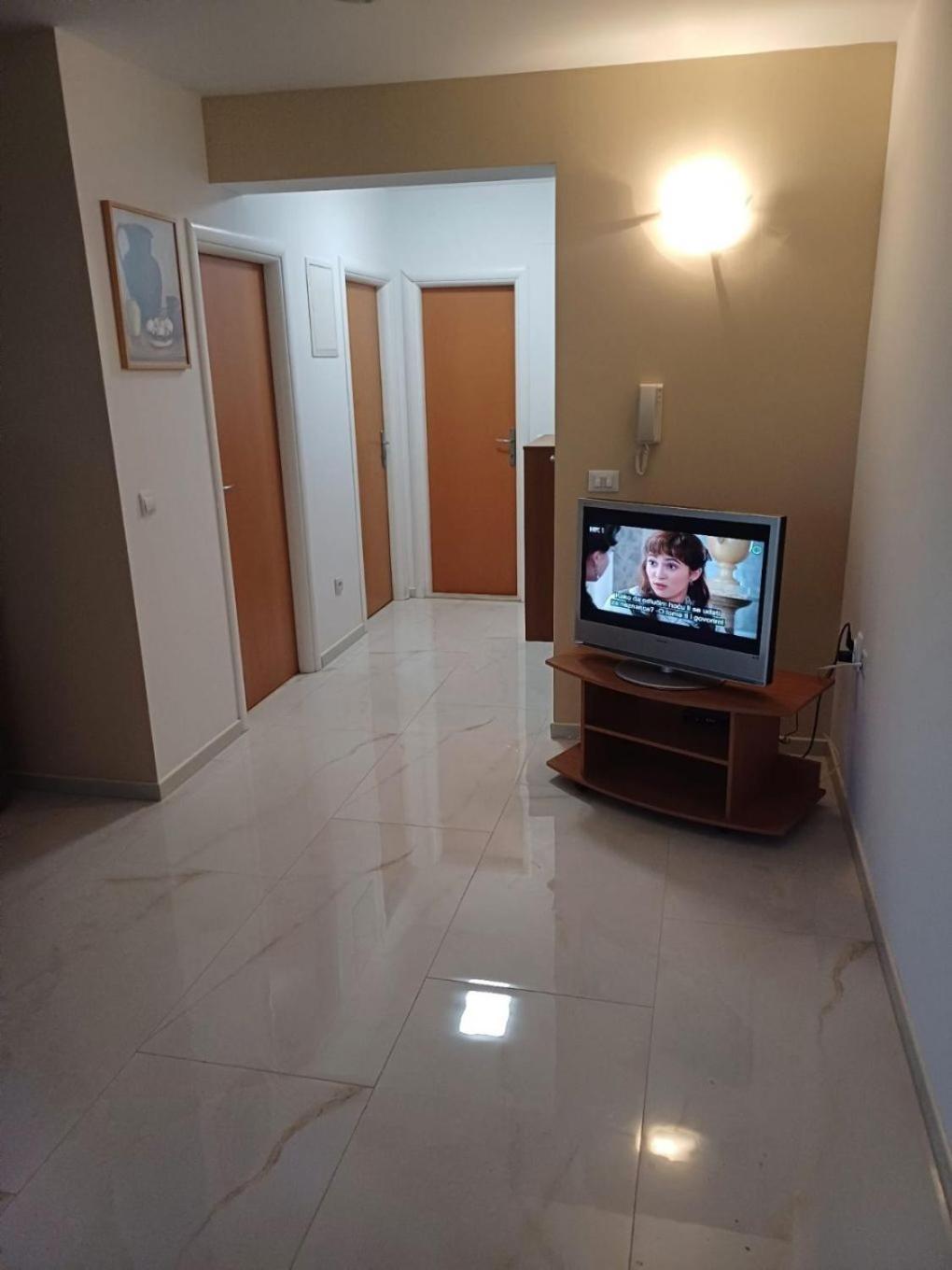 Apartment Zdrave - Free Parking Makarska Kültér fotó