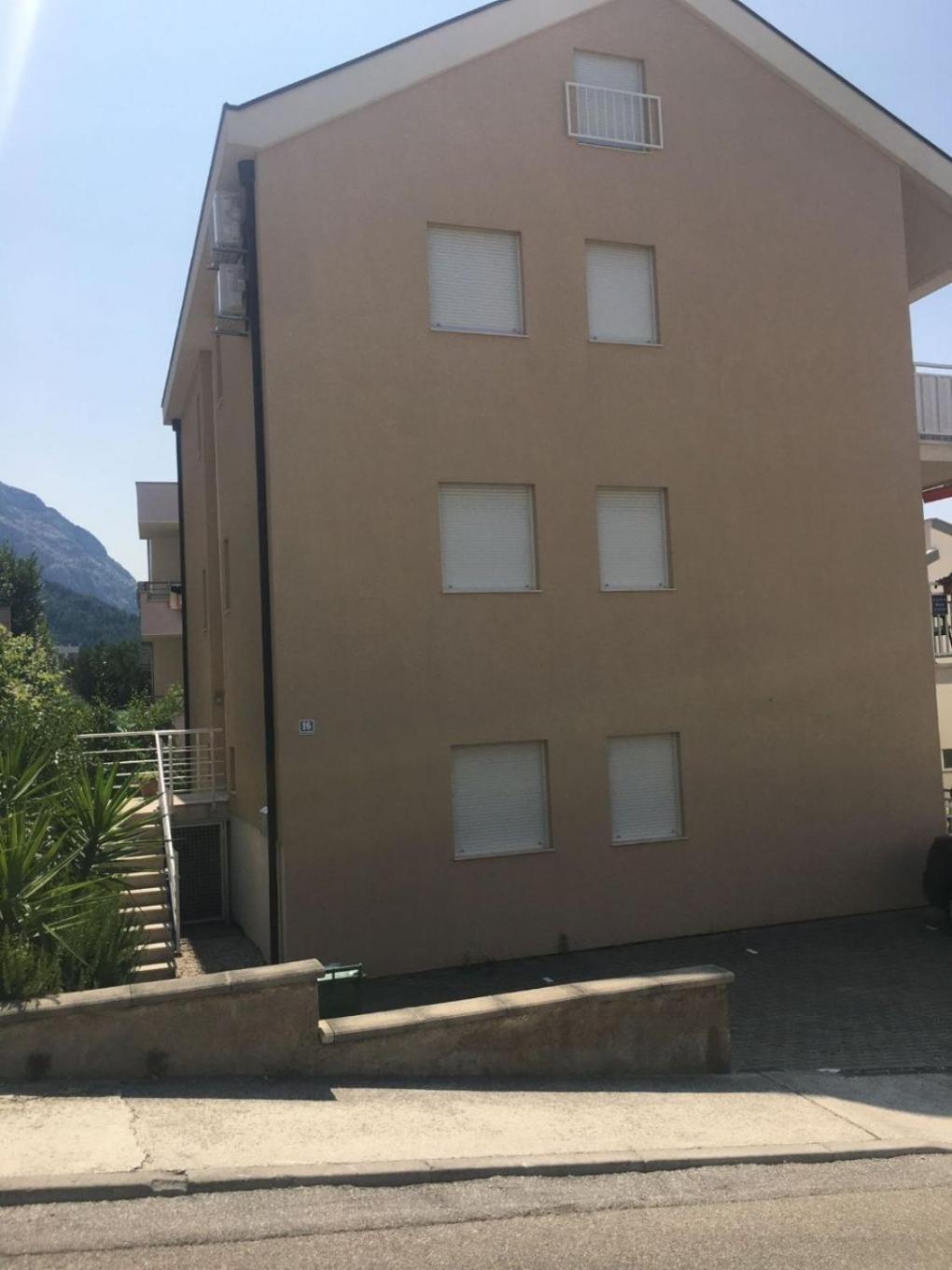 Apartment Zdrave - Free Parking Makarska Kültér fotó